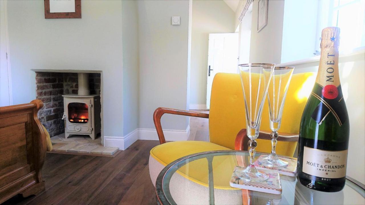 The Mill, Long Melford Bed & Breakfast ภายนอก รูปภาพ